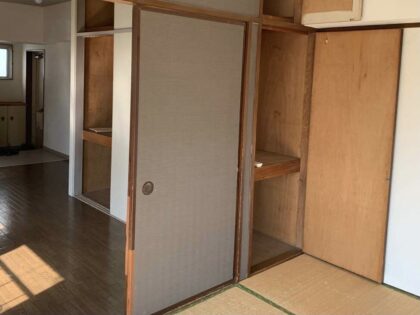 部屋ビフォー